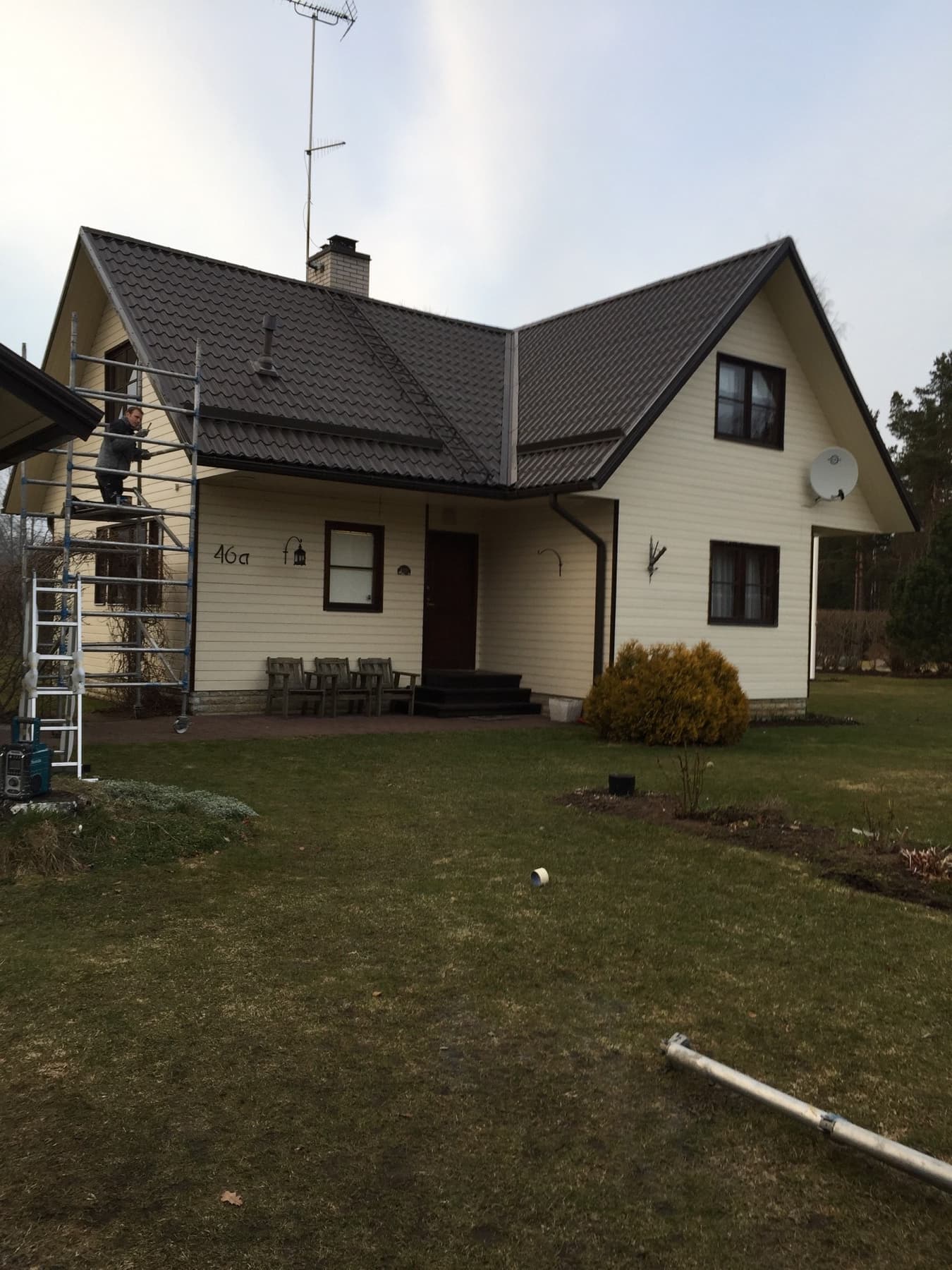 Katusepesu ja samblatõrje tulemus Harjumaa objektil