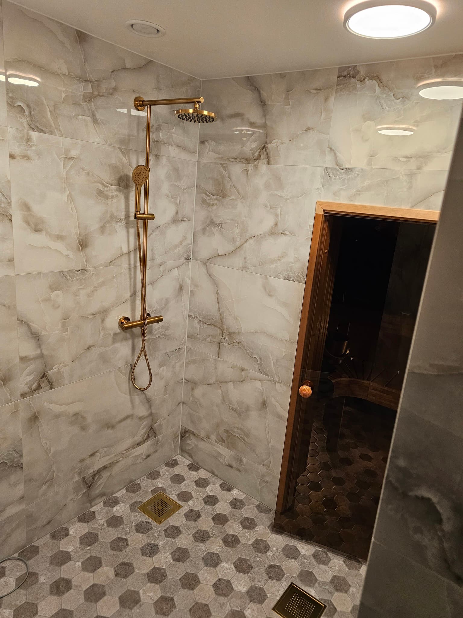 Vannitoa ja duširuumi plaatimistööd, Tiskre – Harjumaa, Tiskre – tehtud töö foto 2