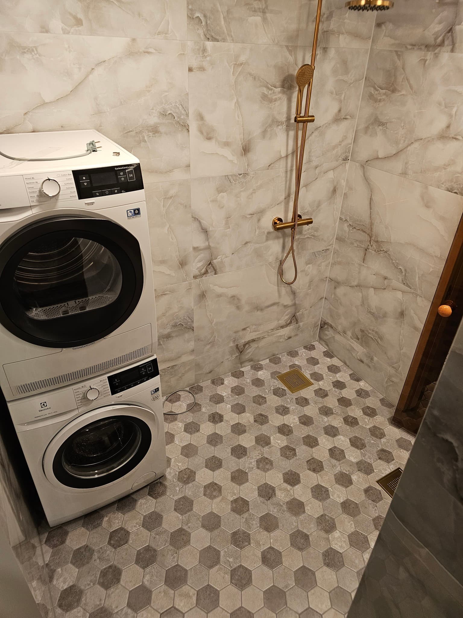 Vannitoa ja duširuumi plaatimistööd, Tiskre – Harjumaa, Tiskre – tehtud töö foto 3