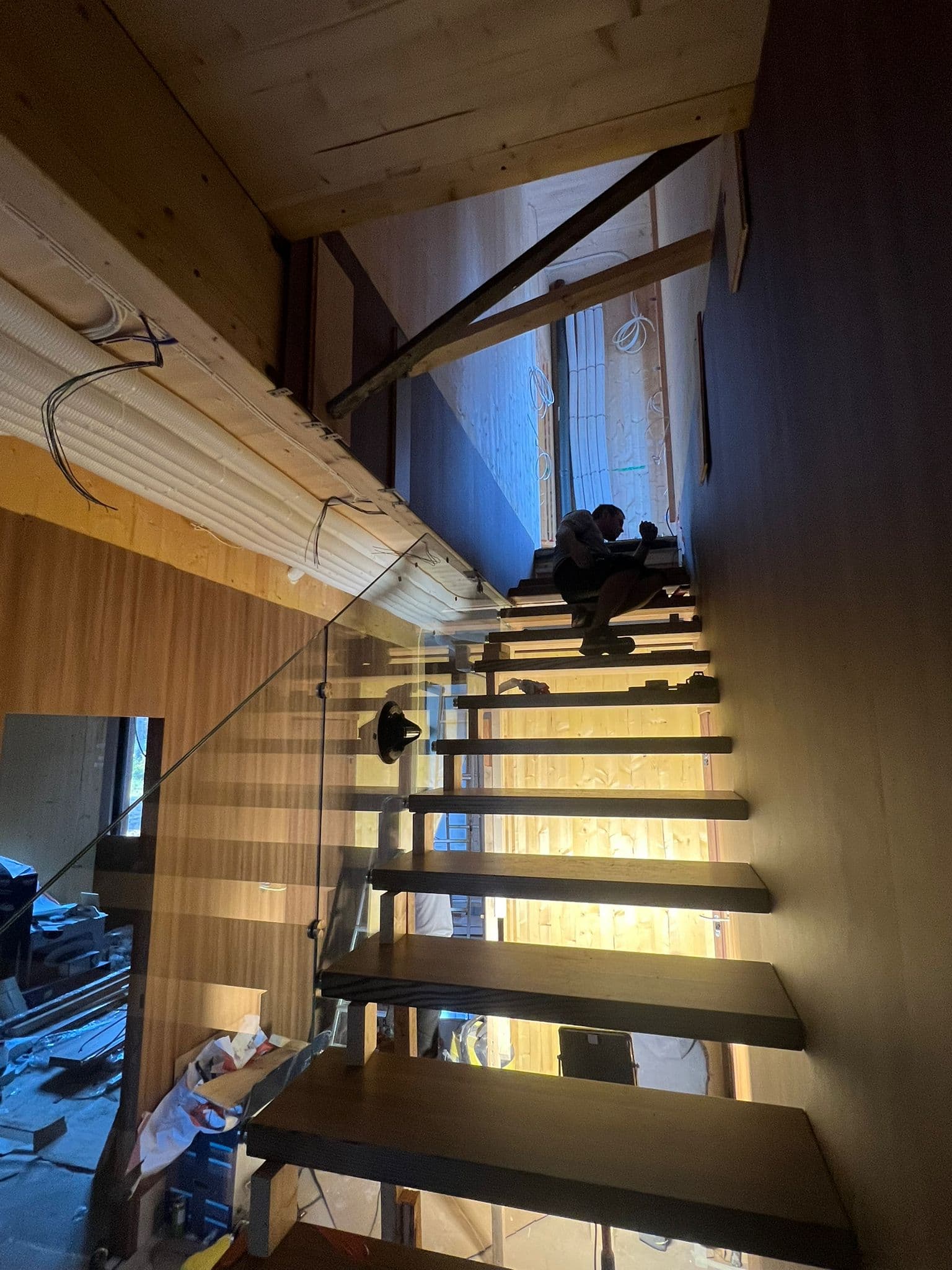 WPC seinapaneelide joondus ja detailid Kakumäe maja viimistlusel