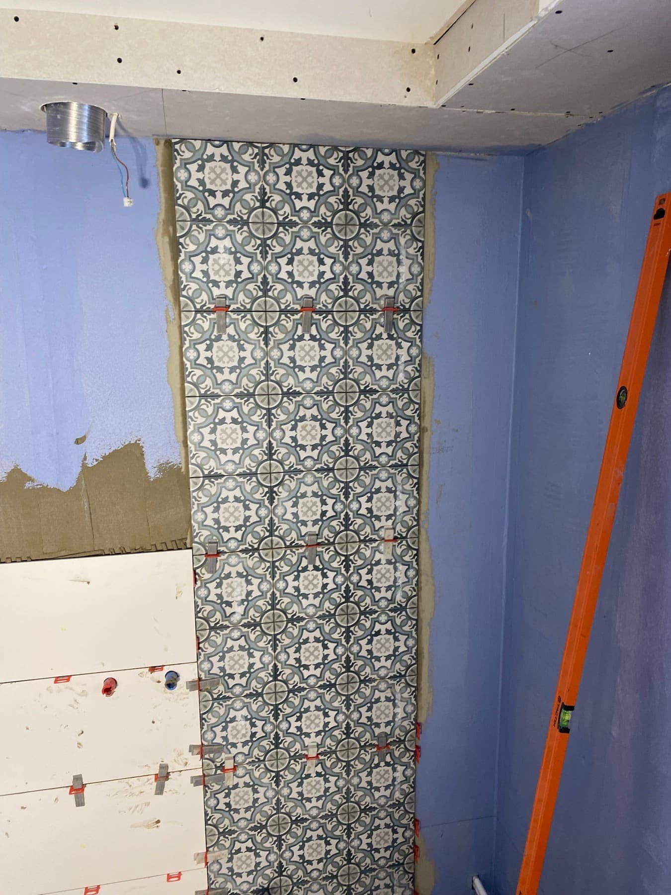 Vannitoa remont Tallinnas ja Harjumaal: hüdroisolatsioon, plaatimine ja niiskete ruumide korrektne lõppviimistlus