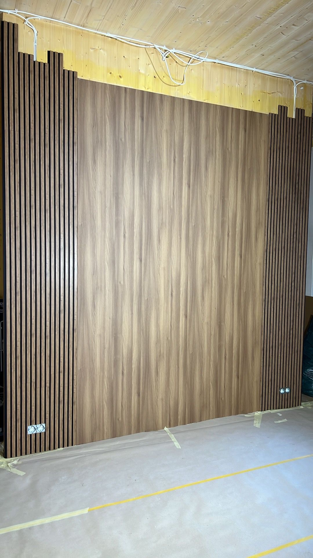 WPC seinapaneelide viimistlusdetail Kakumäe majas