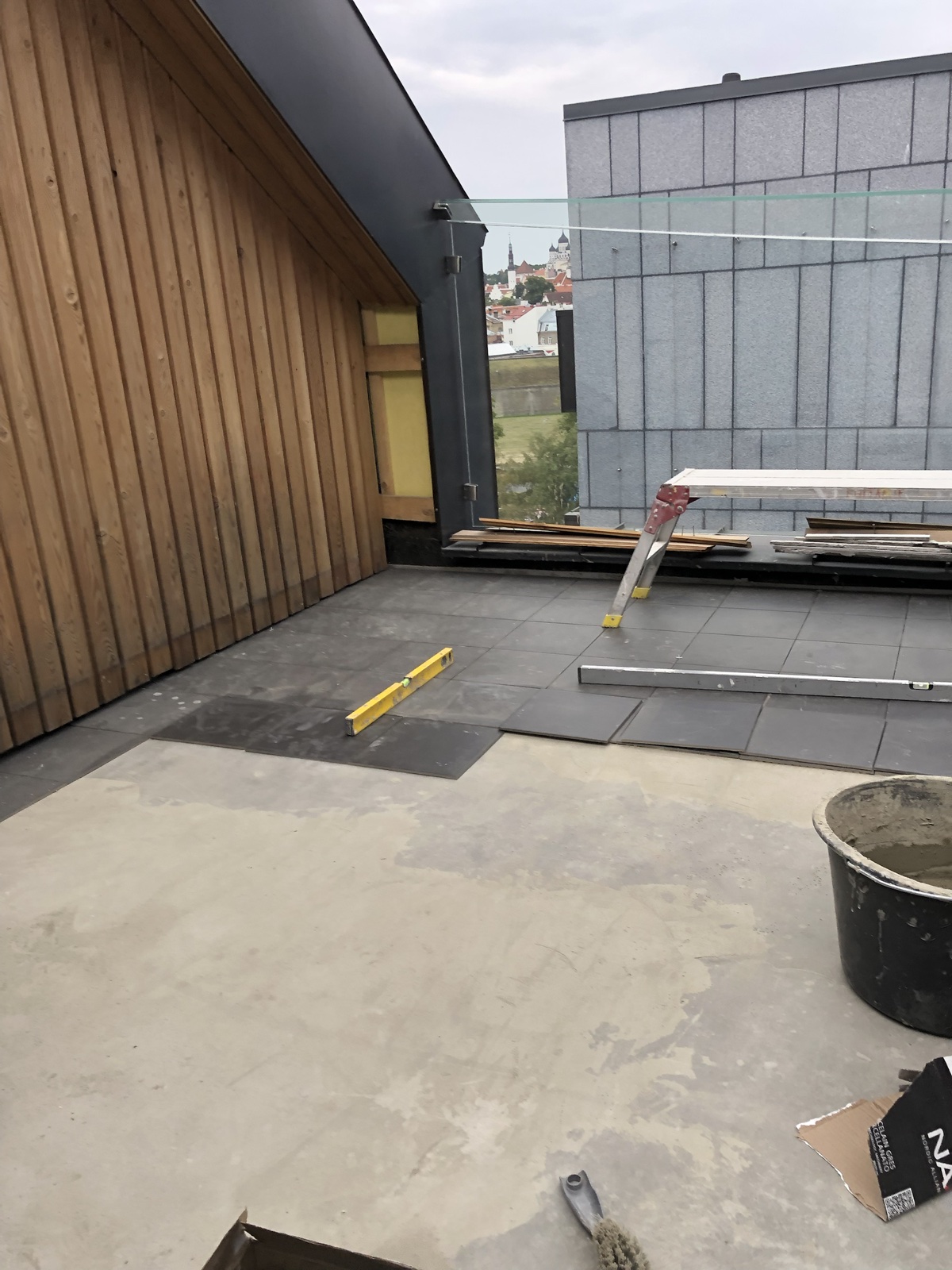 Terrassi plaatimine, Kesklinn – Tallinn – tehtud töö foto 5